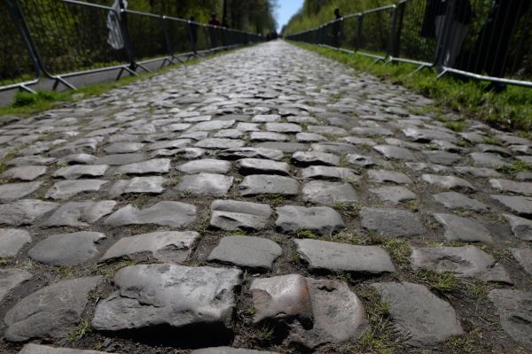 Cobblestone Installation in Fernandina Beach