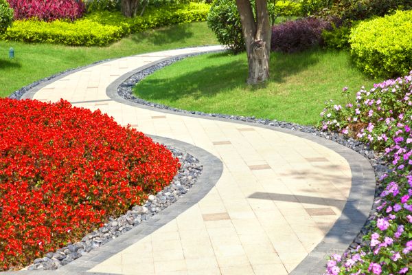 Cost of Garden Walkway Installation in Fernandina Beach