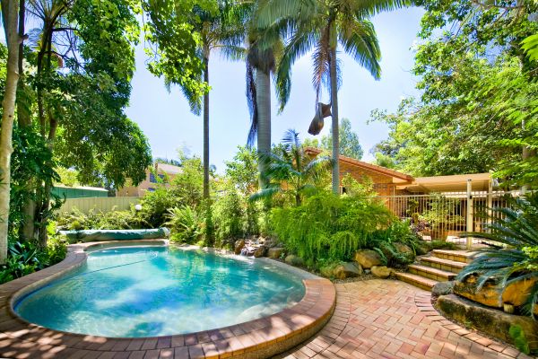 Cost of Pool Patio Paving in Fernandina Beach